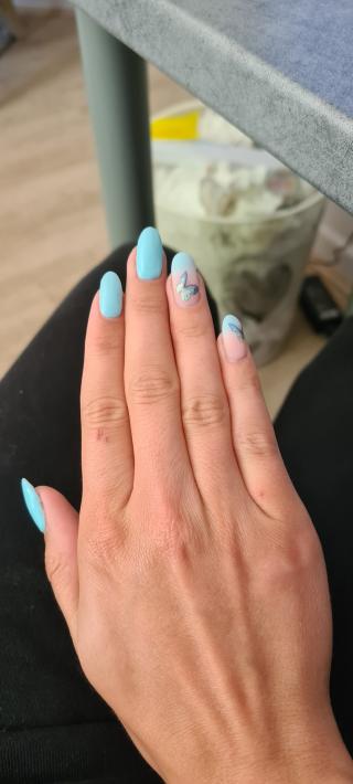 Salon de Manucure Noa Al Onglerie à Laval 0