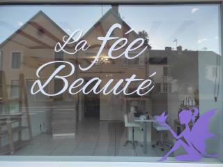 Salon de Manucure La Fée Beauté 0