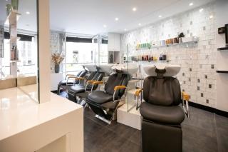 Salon de Manucure DESSANGE Saint Germain des Prés - Paris 6 - Louvre - Orsay - Salon de coiffure - Coloriste - SPA - Coiffeur 0