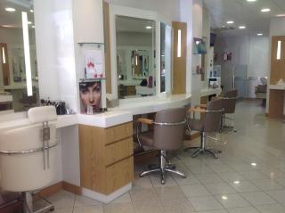 Salon de Manucure DESSANGE 0