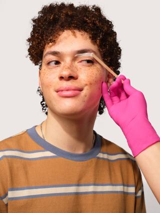 Salon de Manucure Benefit BrowBar Bar à Sourcils 0