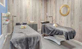 Salon de Manucure Atelier Manucure, Esthétique & tatouage 0