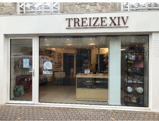 Salon de Manucure Treize-XIV 0