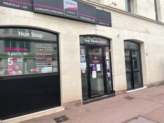 Salon de Manucure Esthetic Center 0