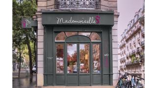Salon de Manucure Mademoiselle bio Caulaincourt 0