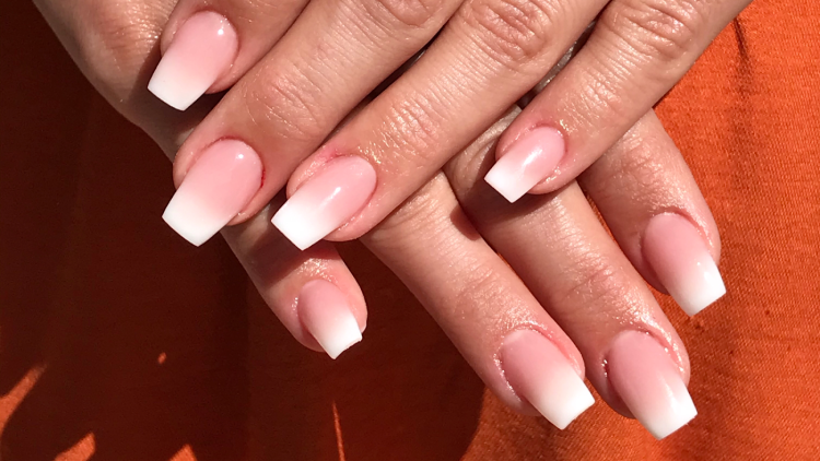 Nails by Nanou