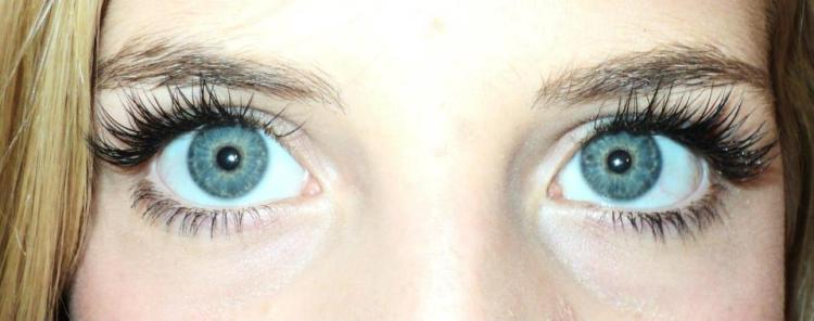 MAQUILLAGE PERMANENT et EXTENSIONS DE CILS CRYSTAL D'Ô